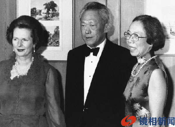 李光耀:“新加坡成功归功于英国”(图2) 2.jpg