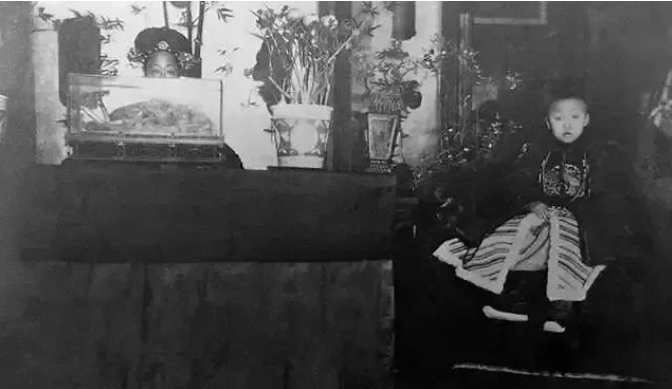 末代皇帝溥仪的劳改生活(图3) 344a97e4a36d457edf3cd287ab1606a.png