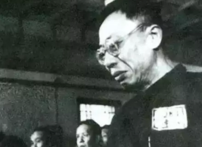 末代皇帝溥仪的劳改生活(图6) ddcd625d198e857498637675ecf7c83.png