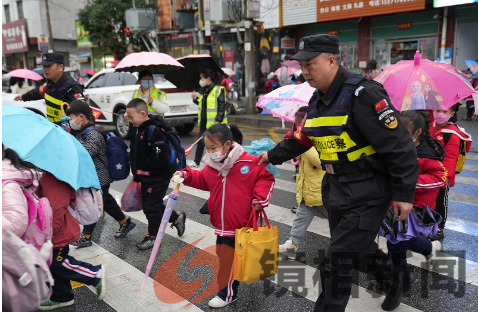 南阳市南召县公安局巡特警大队获“青年文明号”荣誉称号