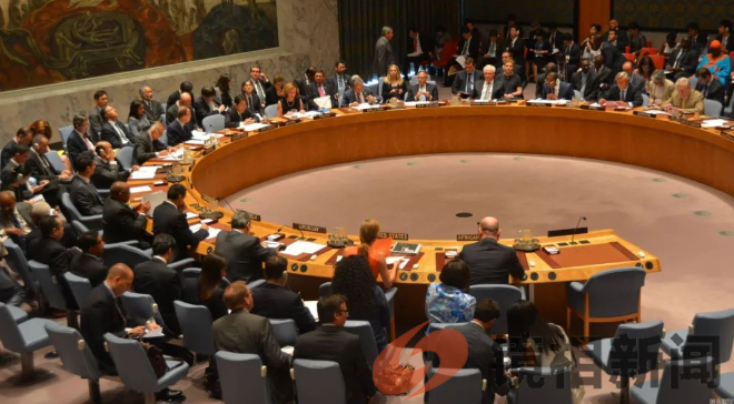 我们关心政治，如同鱼儿关心水质