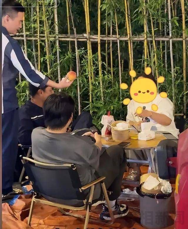 县长卖桃,赞誉;局长卖水,抨击!难不成是局长多话惹的祸?(图5)